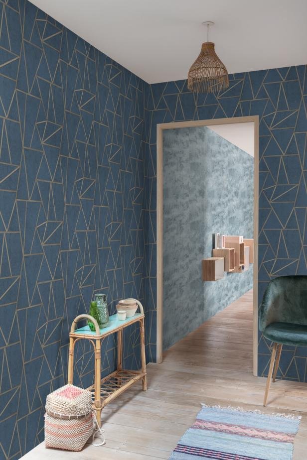 Equipe Eliti Papel de Parede trabalhando em projeto de decoração